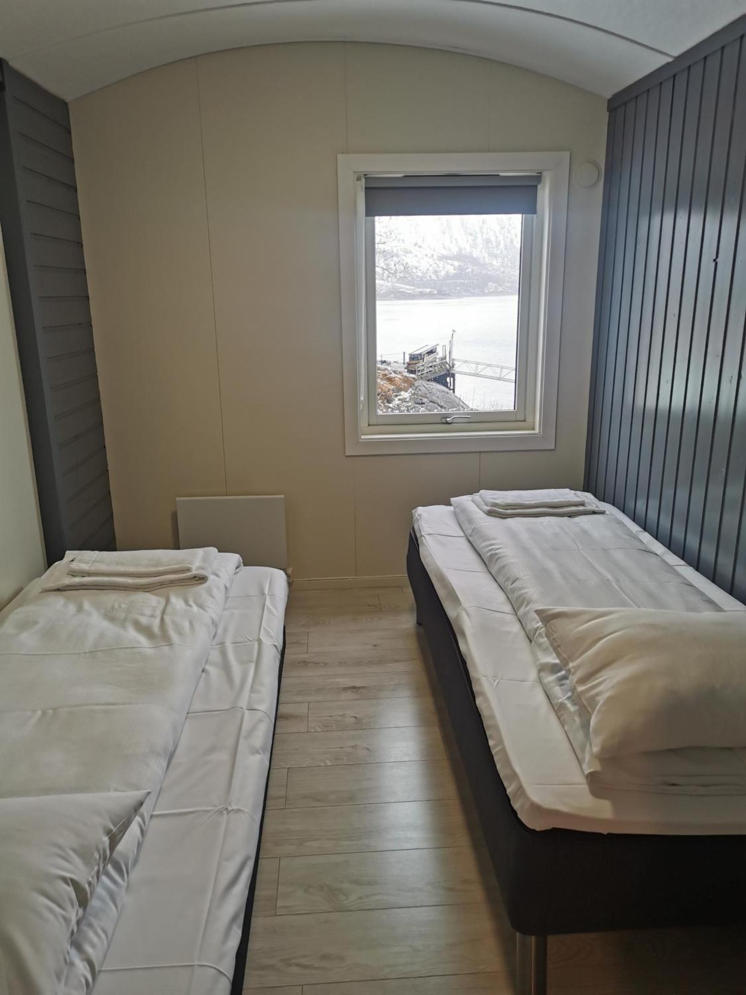 Готель Polar Spot Camping Nygardsjoen Номер фото