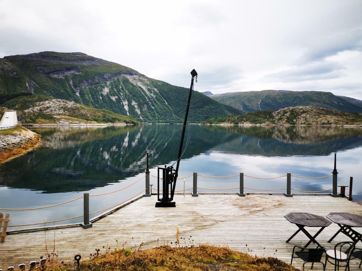 Готель Polar Spot Camping Nygardsjoen Екстер'єр фото